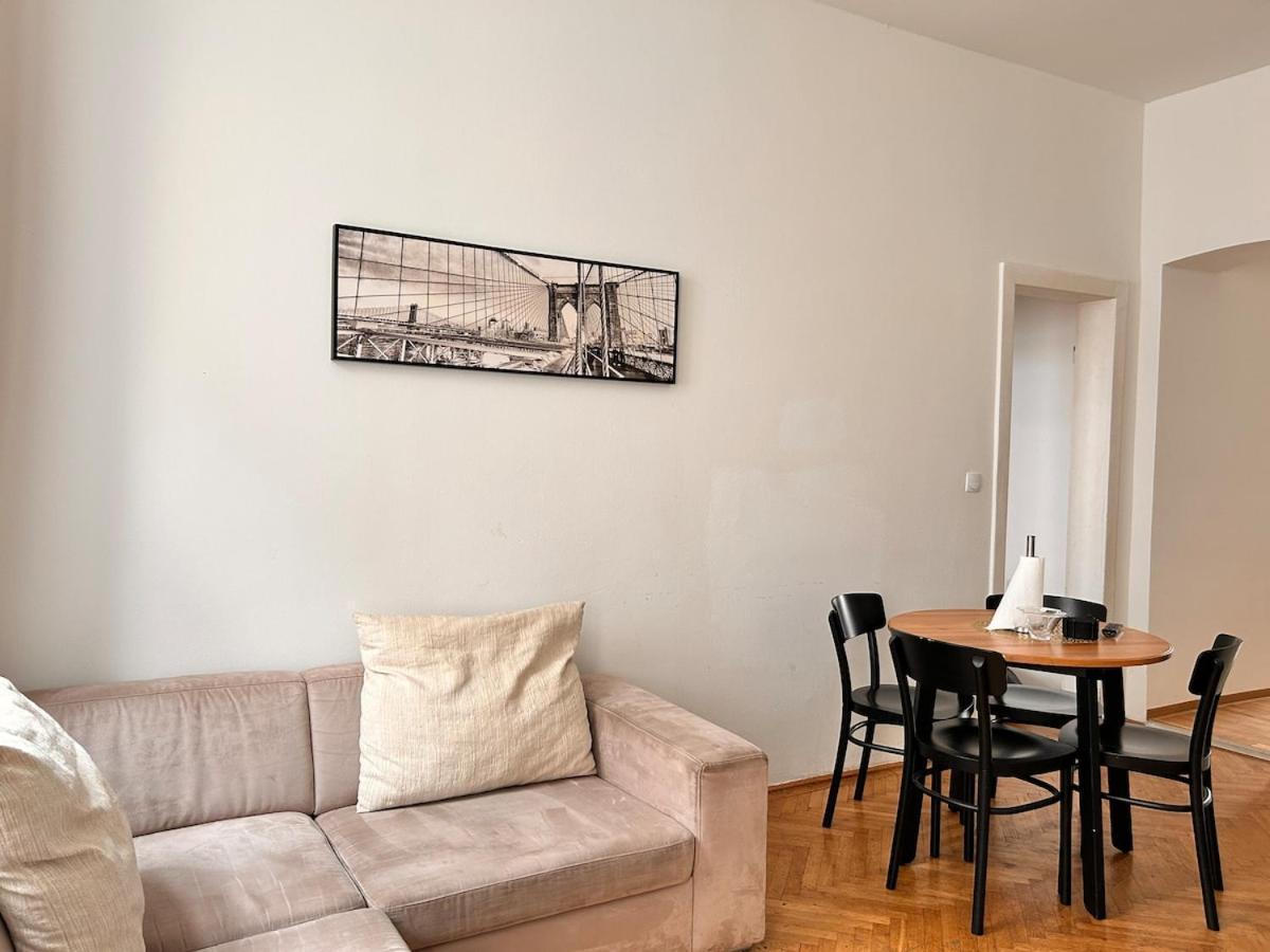 Spacious Central 4-Room Suite For 6 - Near Subway ウィーン エクステリア 写真
