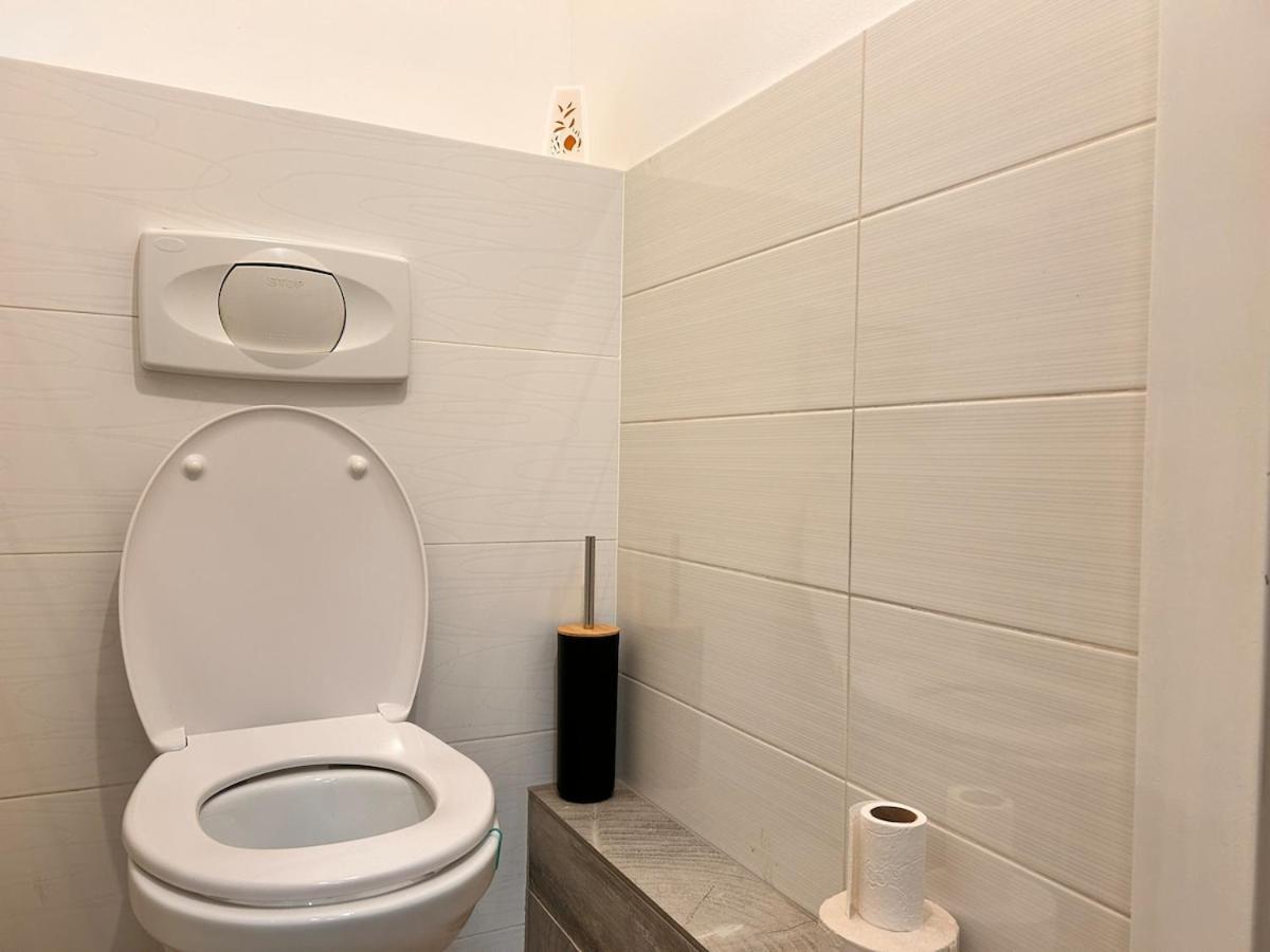 Spacious Central 4-Room Suite For 6 - Near Subway ウィーン エクステリア 写真